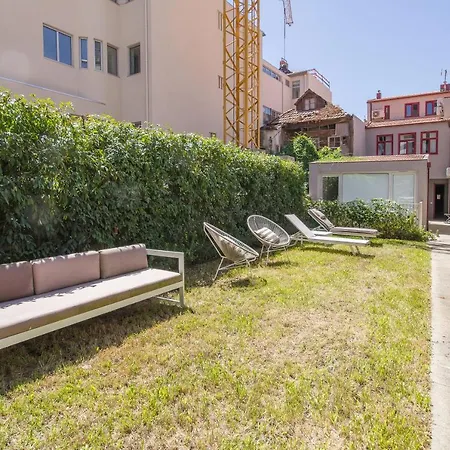Apartment Sweet Ii